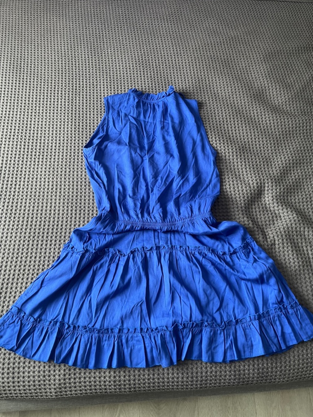 SHEIN Bright Blue Sleeveless Midi Dress with Ruffle Hem